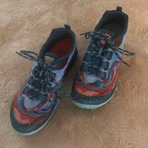 MERRELL Trail Sisters Hikers